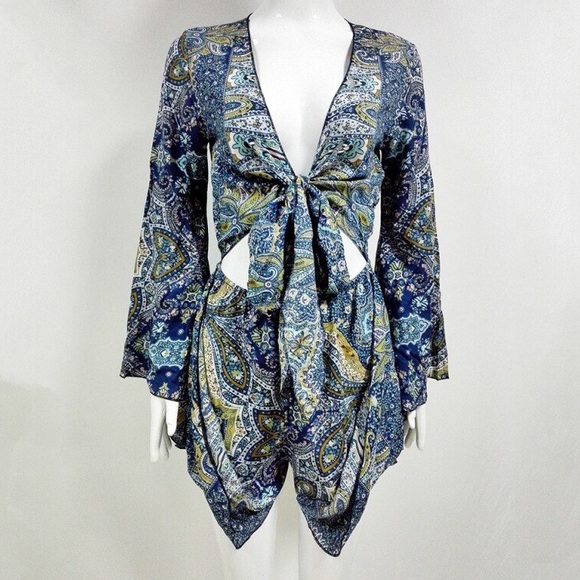 Blue Boho V Neck Flare Sleeve Romper - Picture 6 of 7